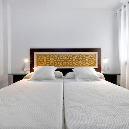 Tejon Y Marin, Nuevo Apartamento En Casco Antigueo Cordoba Luaran gambar